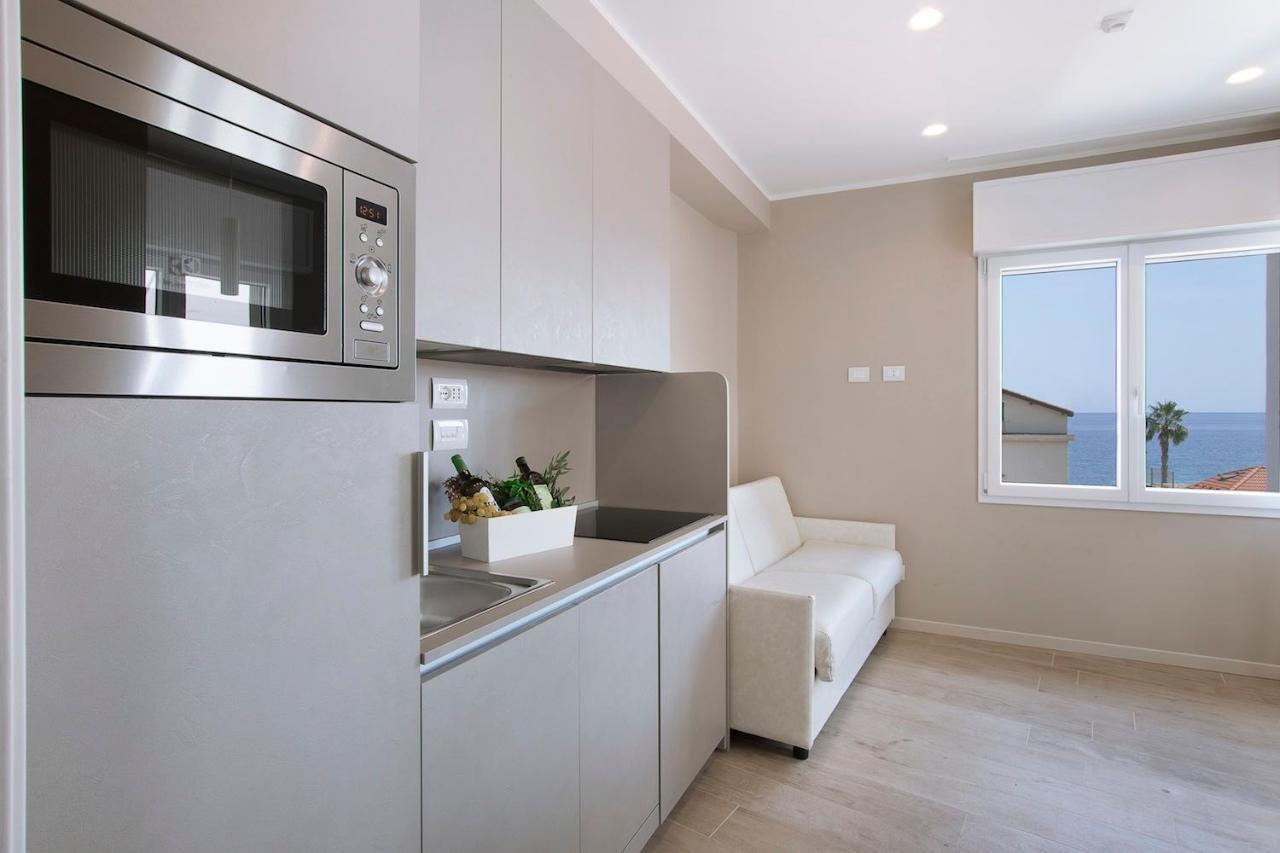 Residence Dolcemare Laigueglia Bagian luar foto