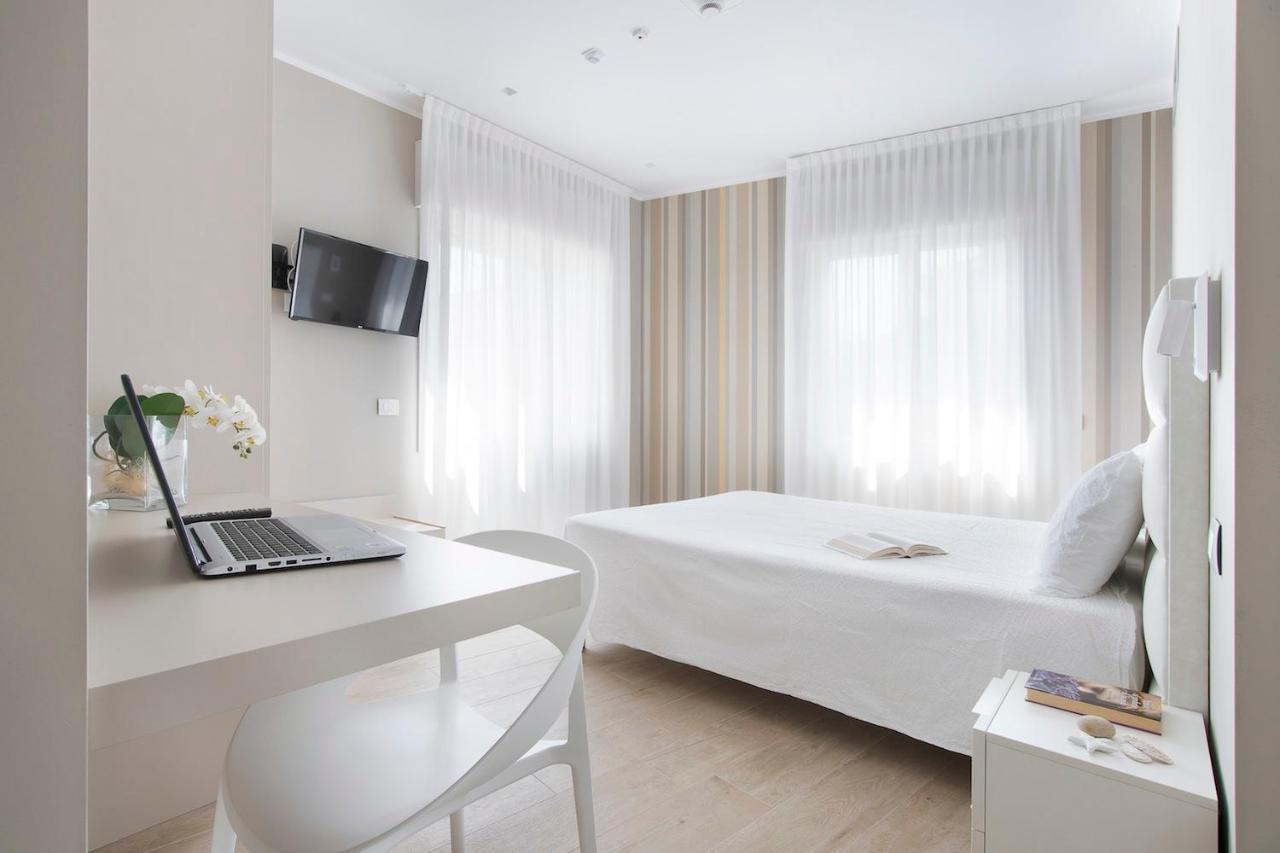 Residence Dolcemare Laigueglia Bagian luar foto
